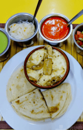 Quesadilla Champiñones