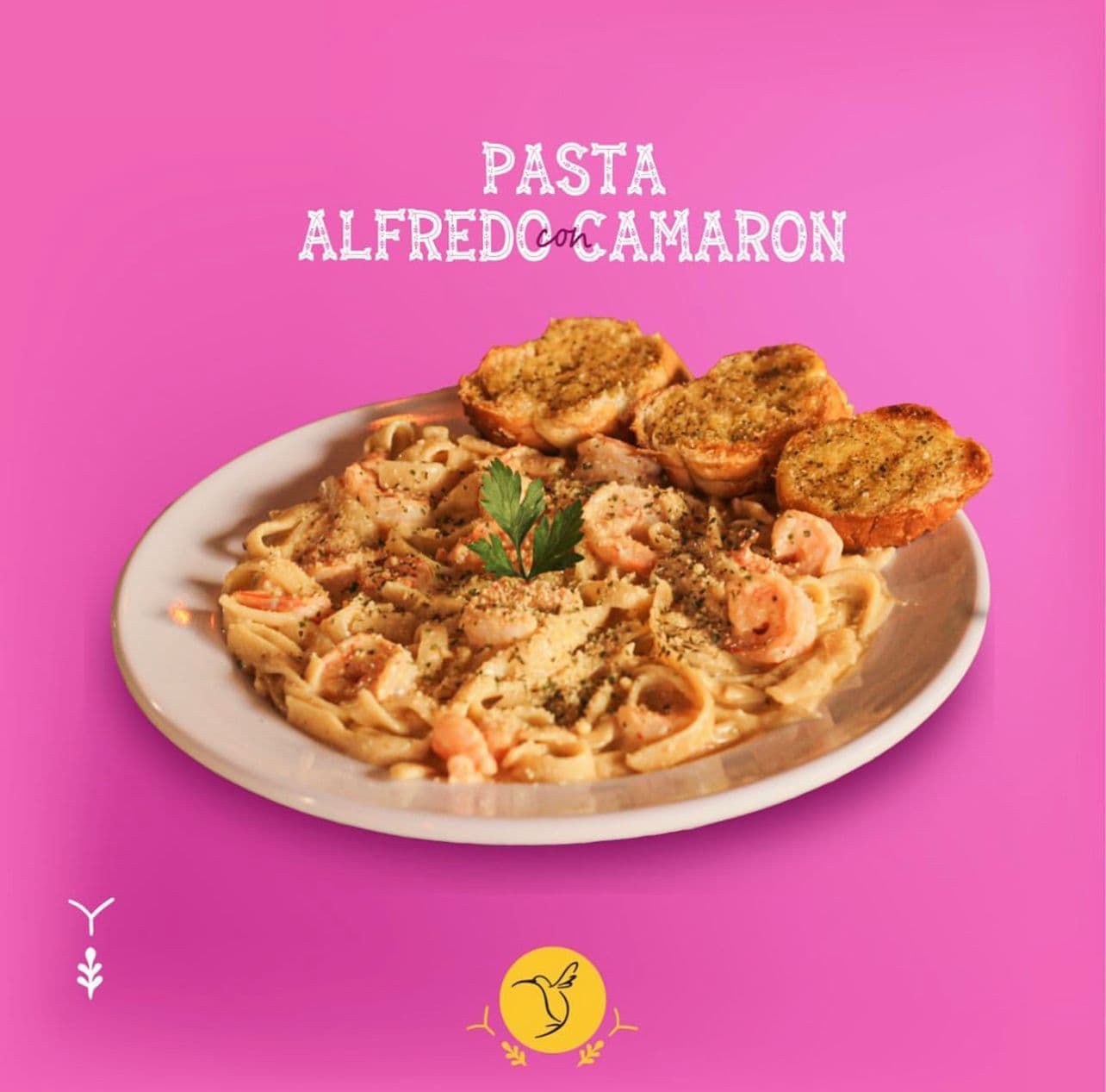 Pasta Alfredo con Camarón