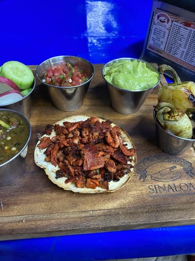 Taco Dorado de Adobada