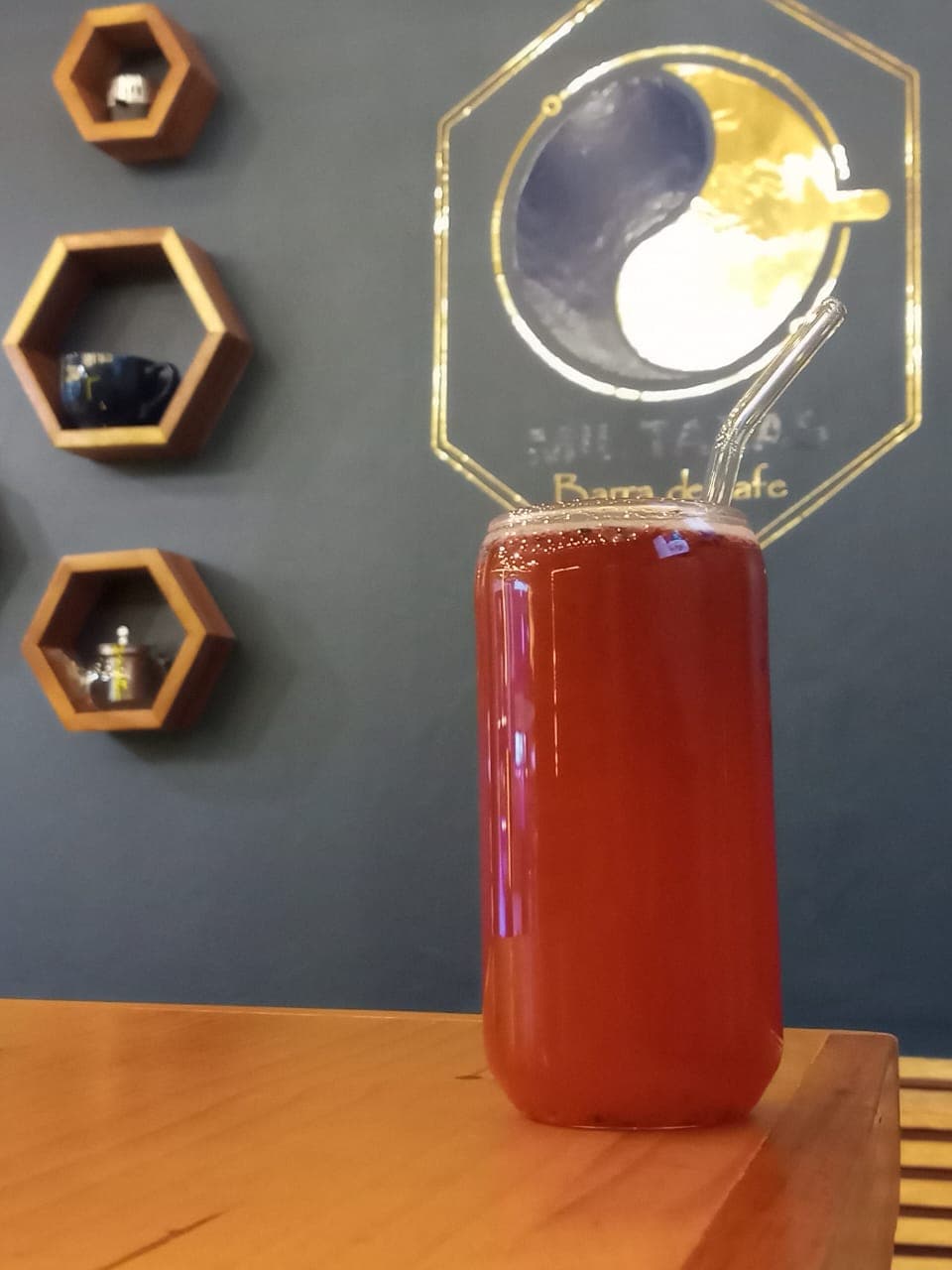 JUGO DE FRUTOS ROJOS
