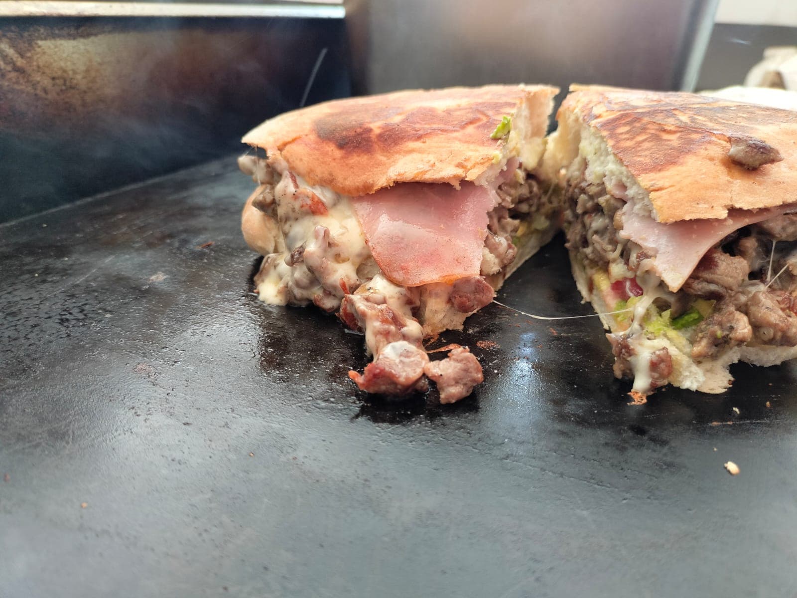 Torta La Tapatía