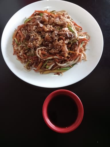 Yakiudon de Arrachera