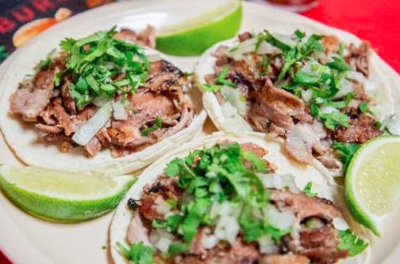 ORDEN DE 3 TACOS DE PASTOR