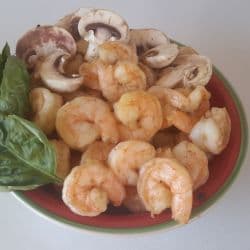Salteado De Camarón Con Champiñón