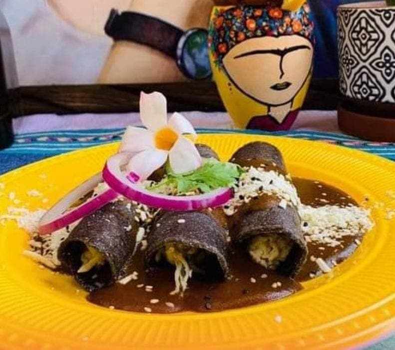 Enmoladas de Pollo