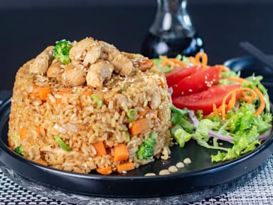 Yakimeshi de Pollo
