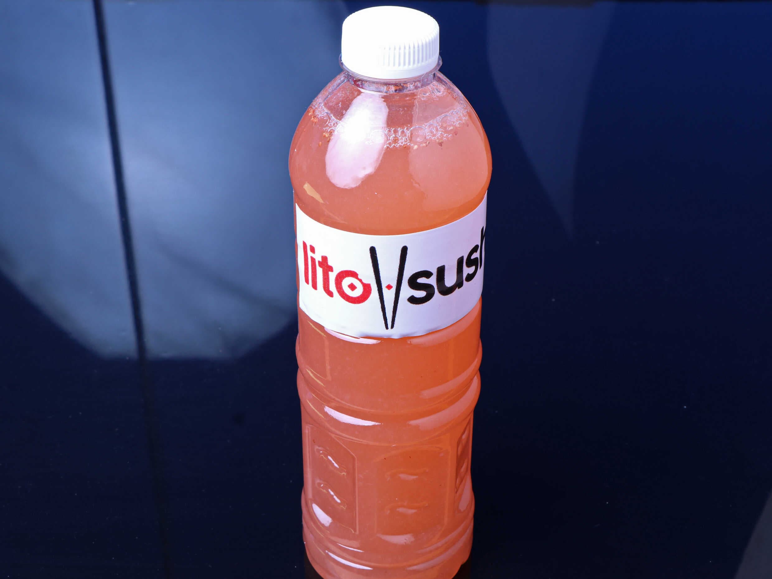 Agua de Fresa con Limón