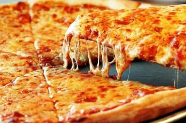 PROMO Pizza de 3 Quesos 25 Cm + Limonada
