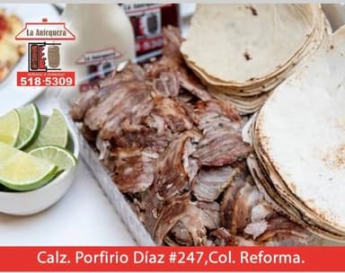 1/2 Kilo + cebollitas
