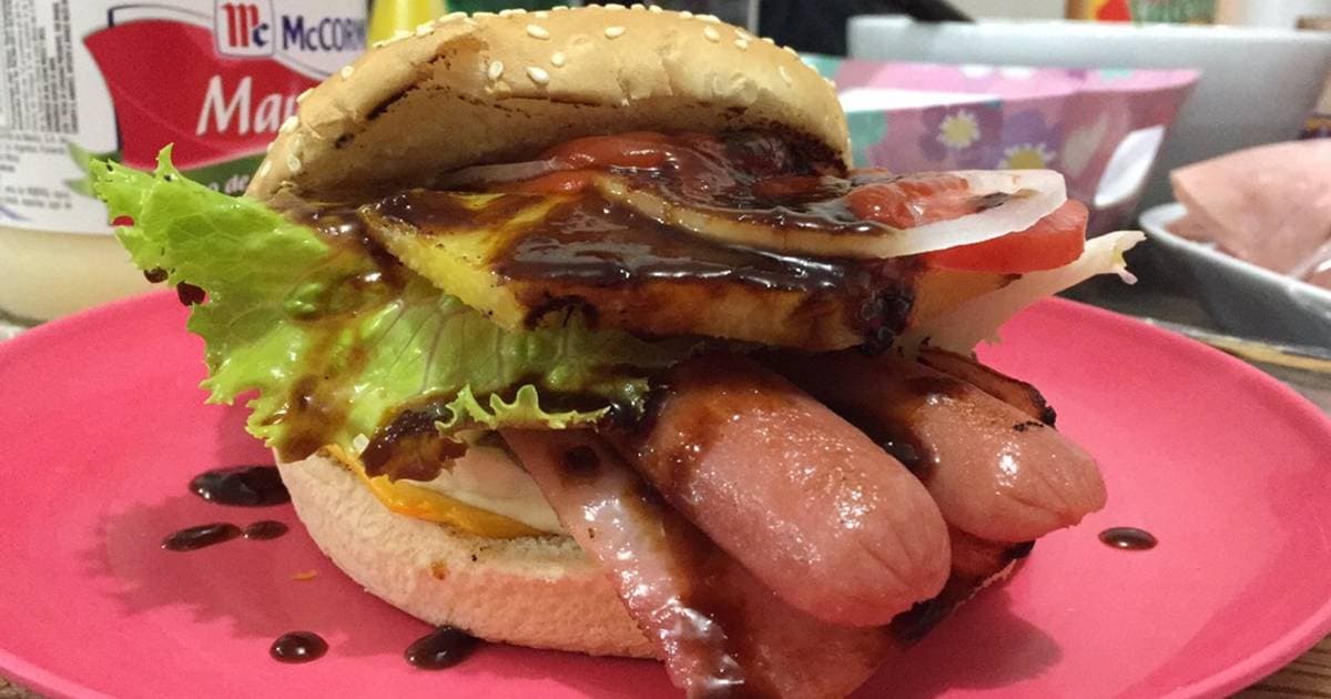Hamburguesa con Salchicha