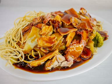 Medio Chop Suey de Pollo