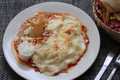 Chilaquiles Gratinados
