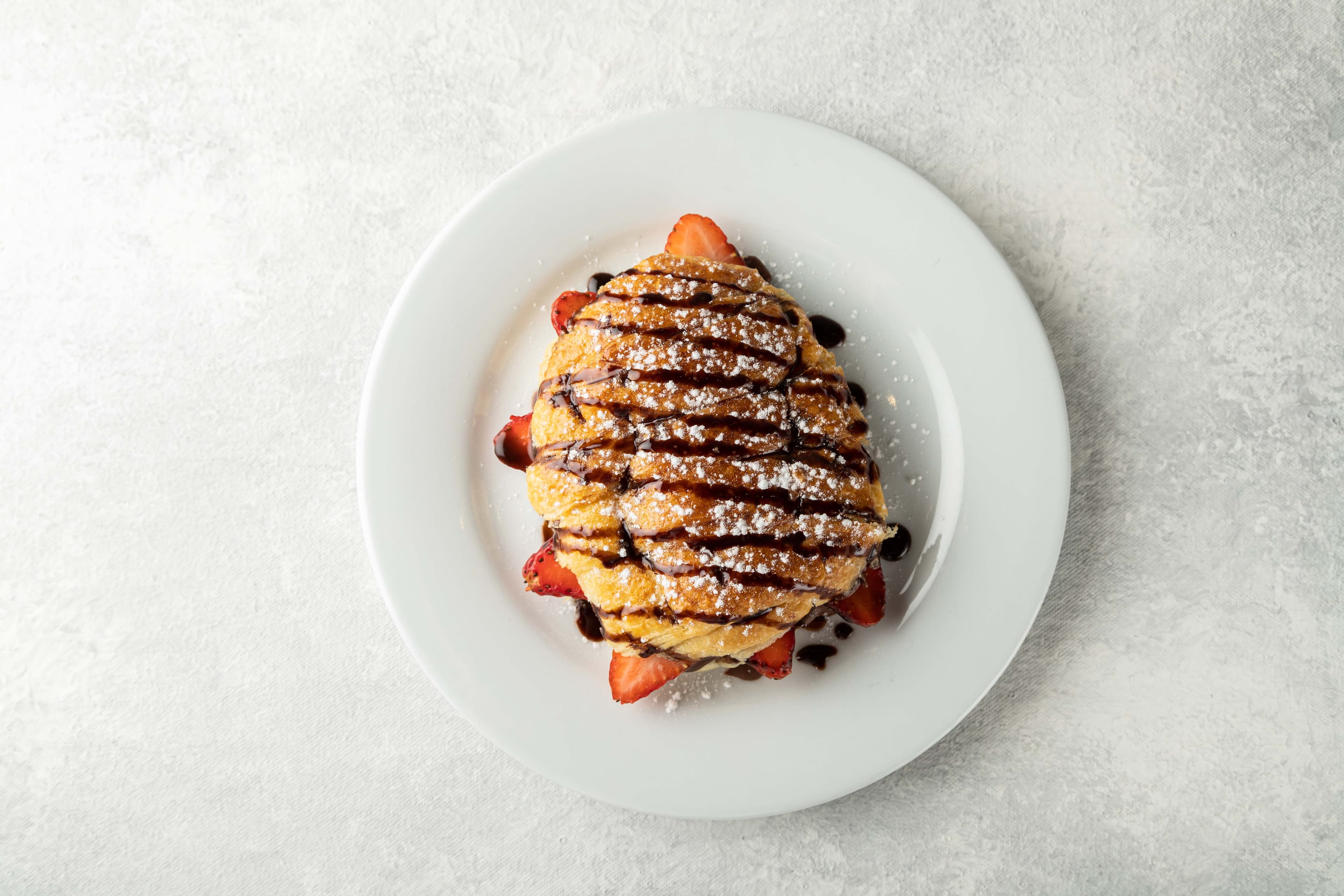 Croissant Chocolate y Fresas