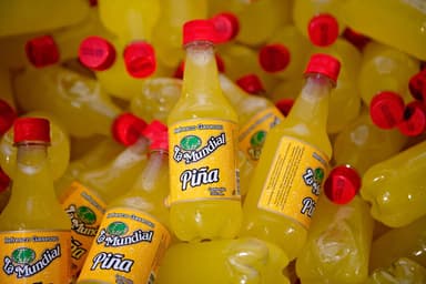 Piña de la Mundial 355 ml.