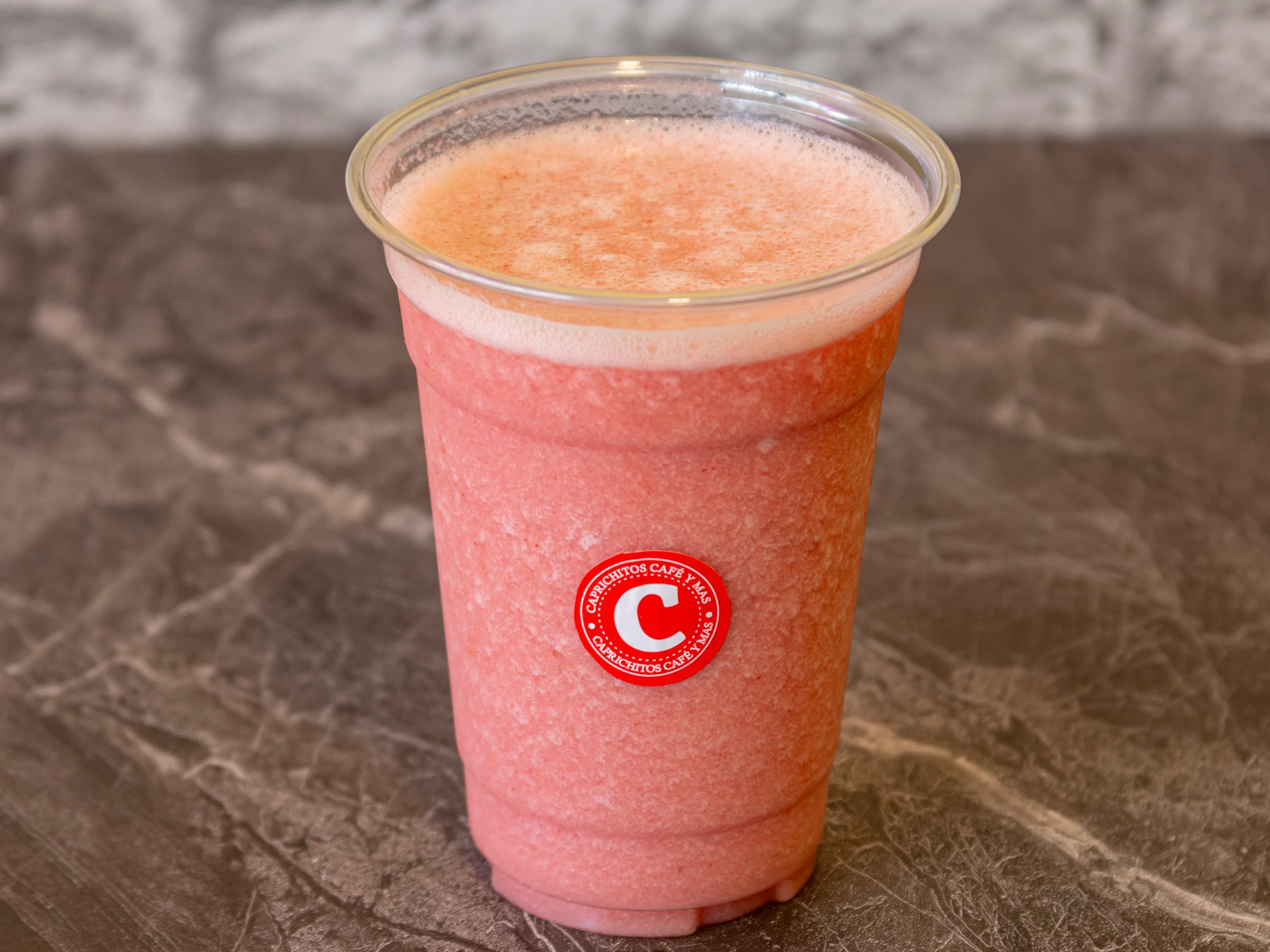 Jugo de Fresa con Plátano 16 oz