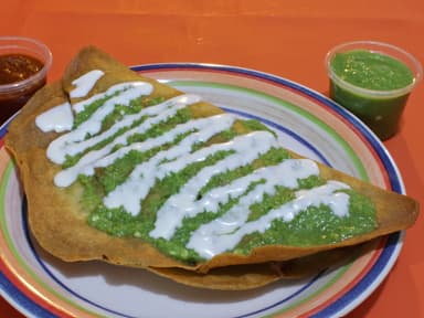 Molote de Tres Quesos