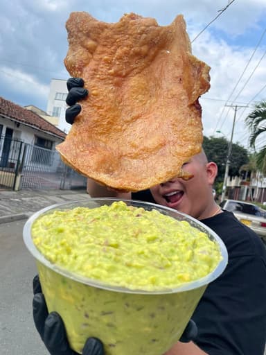 🚨Tostada de Chicharrón 🚨(3-4 Pers)