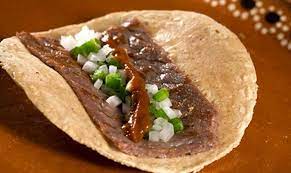Taco de cecina de res