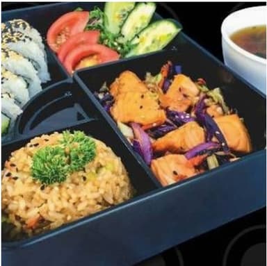 Bento Box de Salmón Teriyaki
