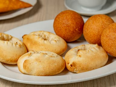 Combo-Pan de Bonos y Buñuelos Paga 5 Lleva 7