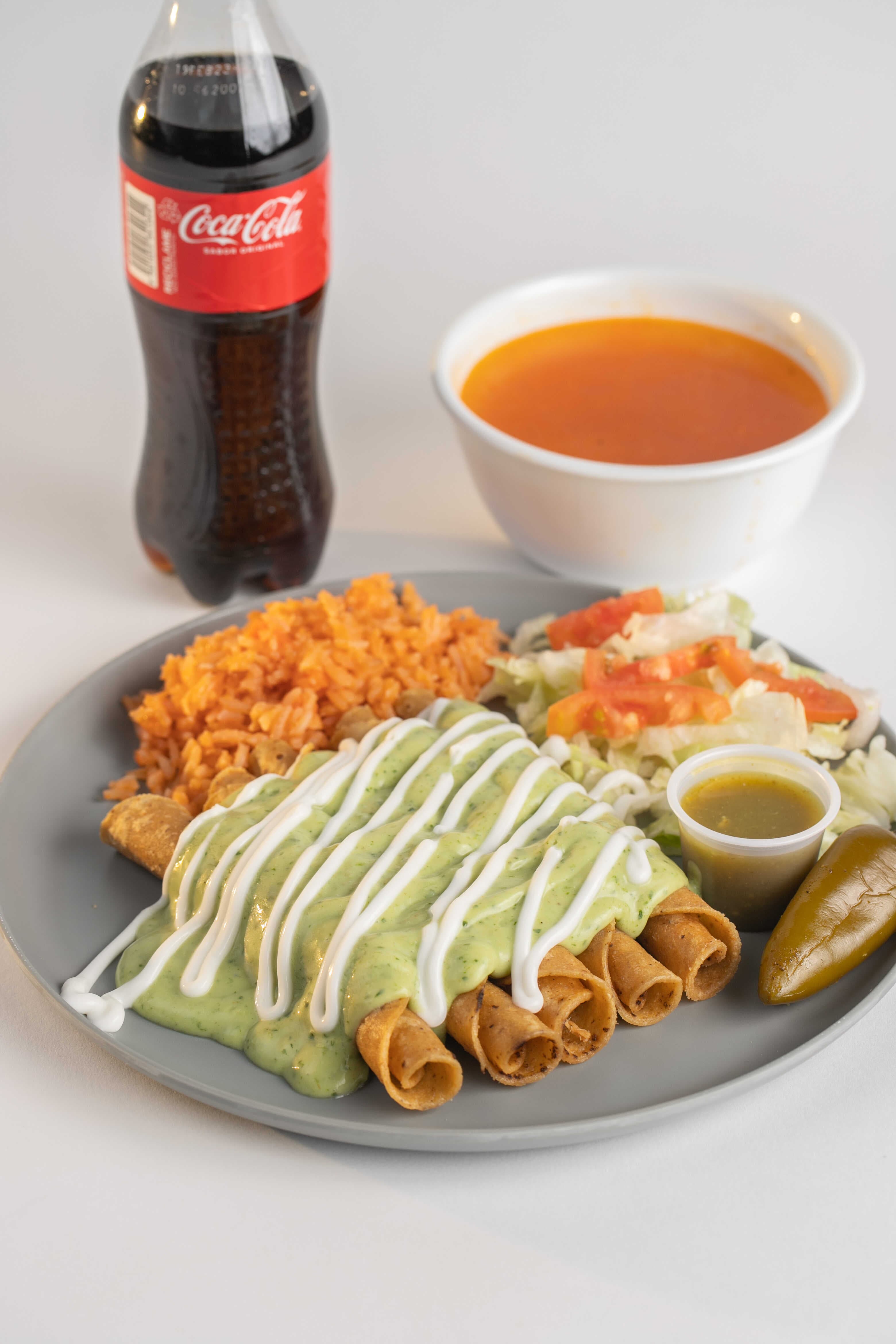 Combo Flautas (5 Flautas + Complemento + Refresco)
