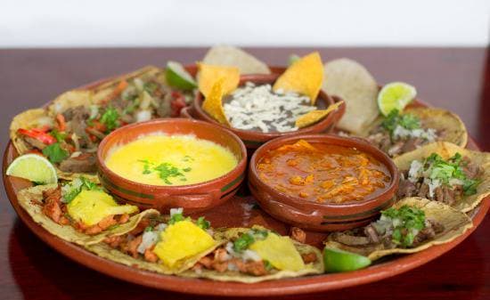 Plato Surtido de Tacos