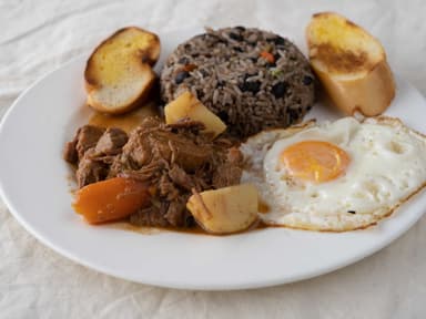 Arma Tu Desayuno + Bebida