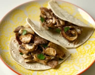 Taco de Champiñones (Tortilla de Maíz)