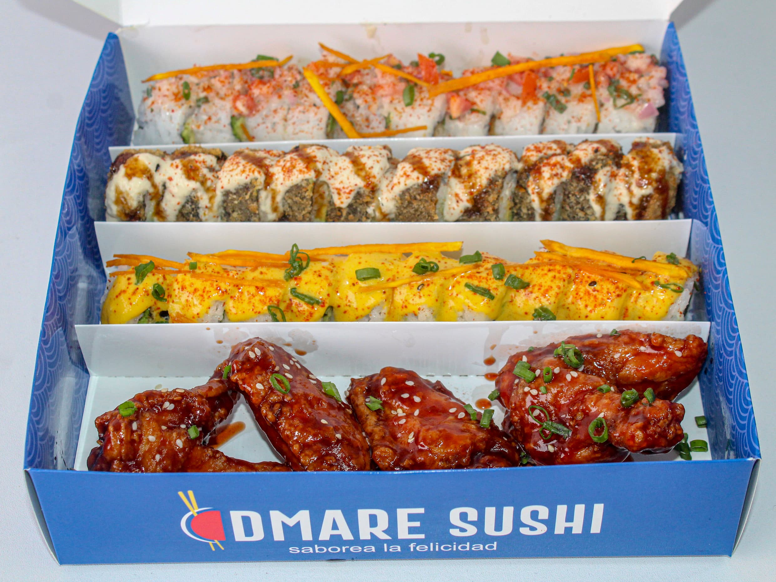 Combo 30 Makis + 4 Alitas BBQ