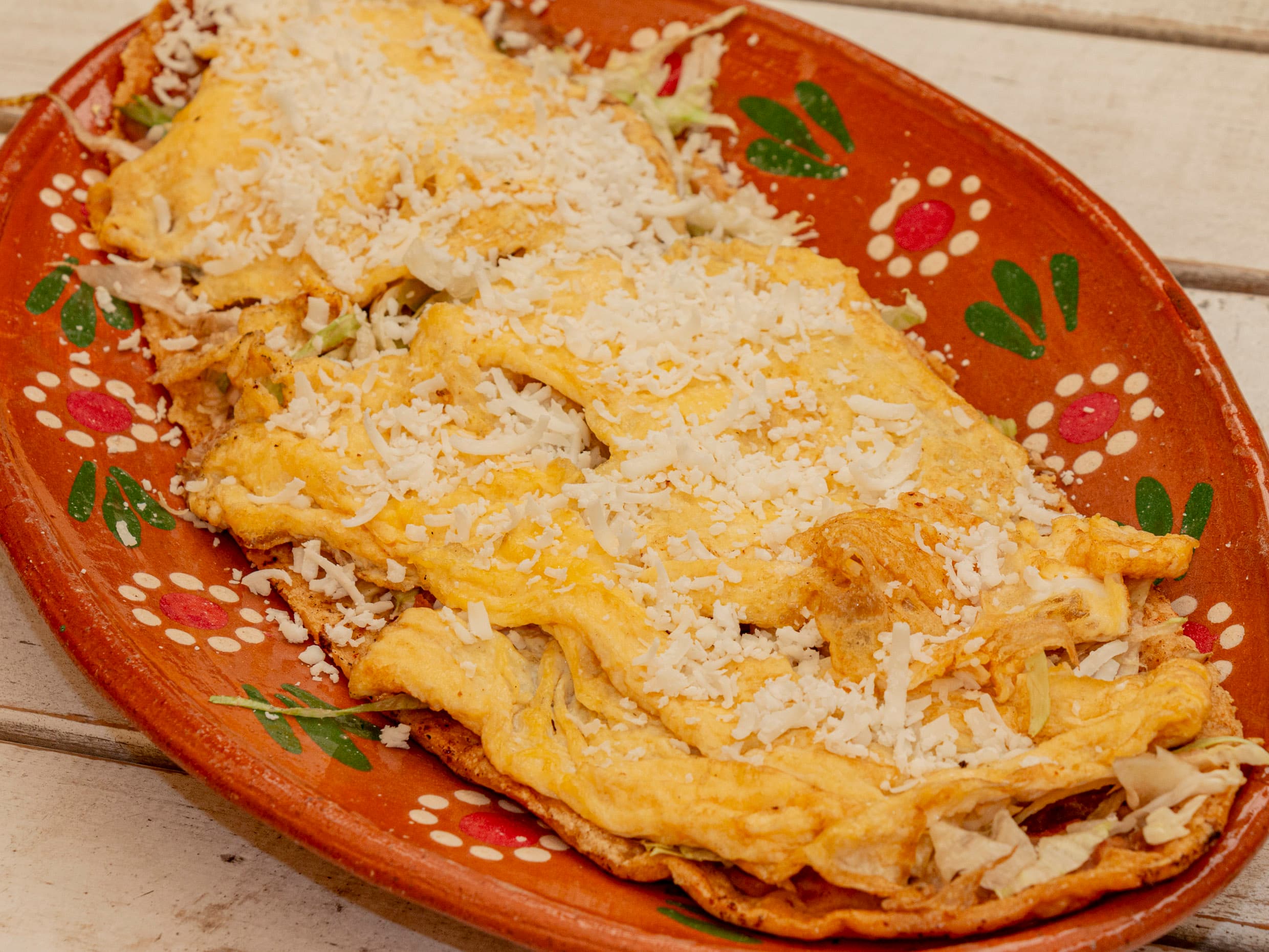 Huarache Con Huevo Revuelto