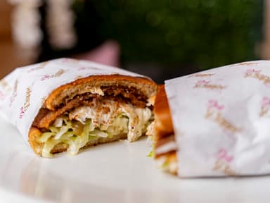 Torta de Milanesa con Queso Oaxaca