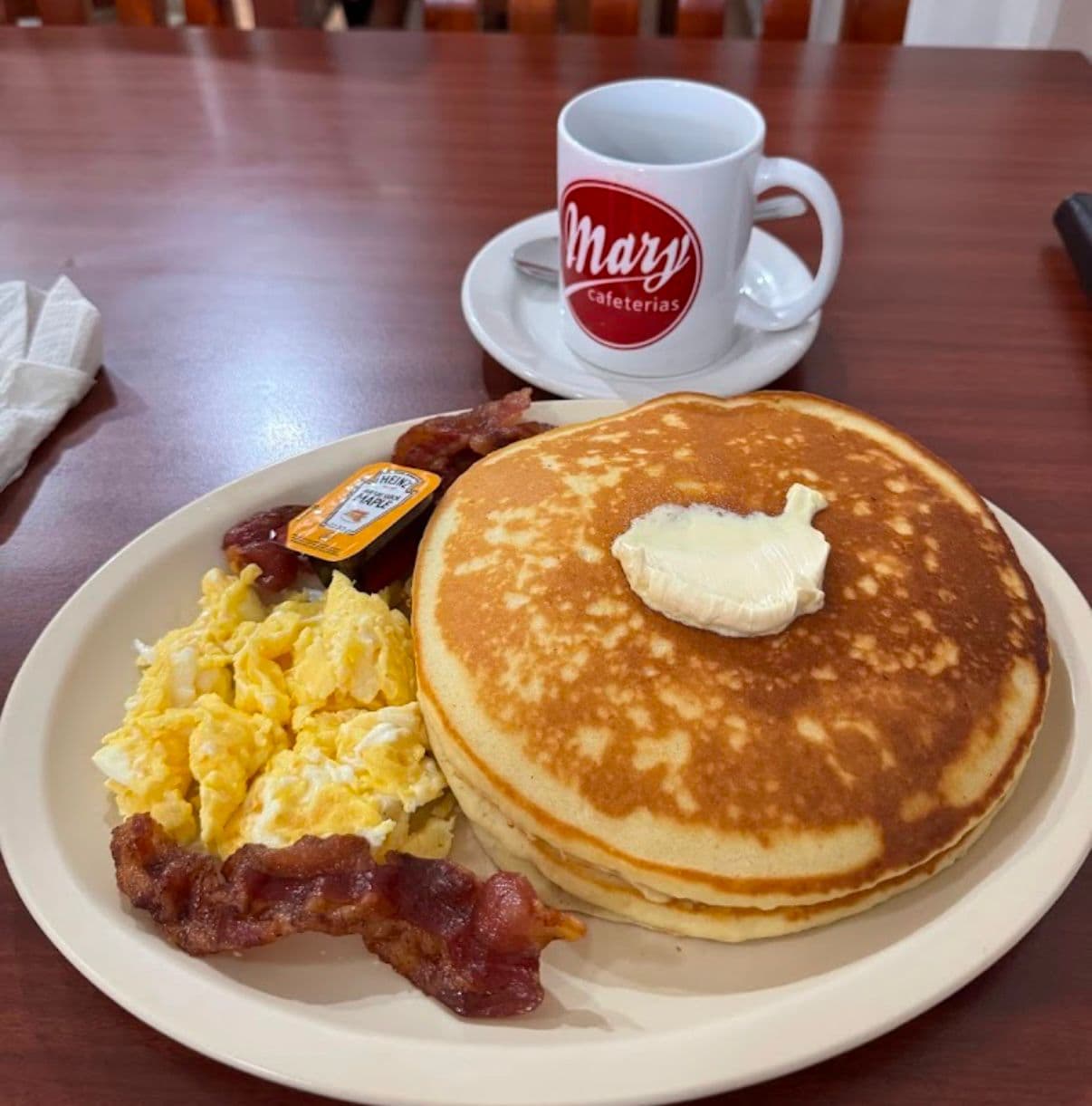 DESAYUNO MARY