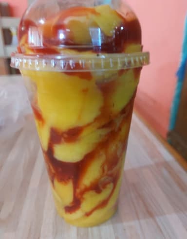 VASO DE MANGO CON CHILE PIKIN Y CHAMOY