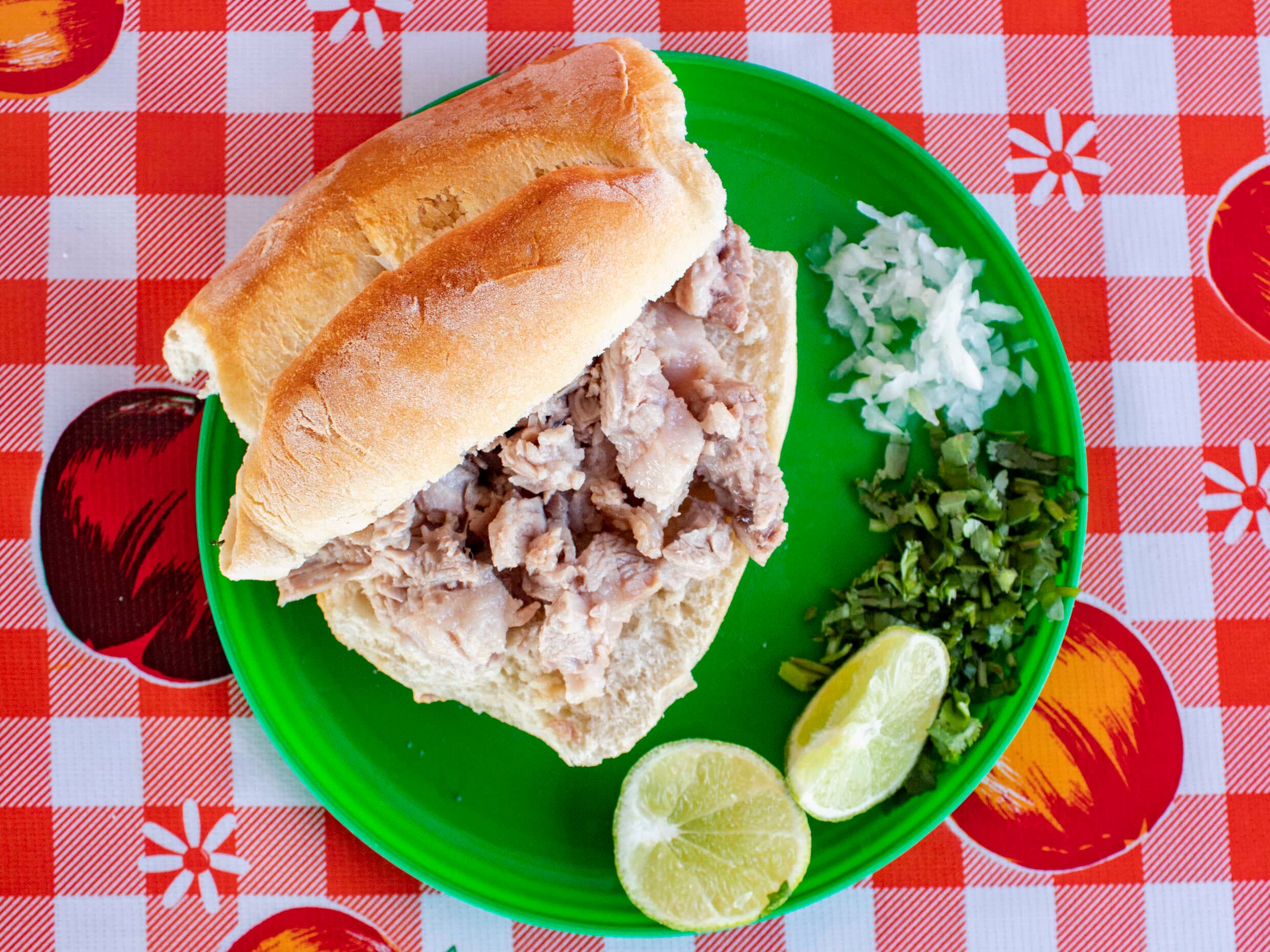 CEMITA DE COSTILLA