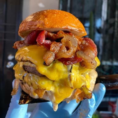 Hamburguesa Triple Bacon Cheese