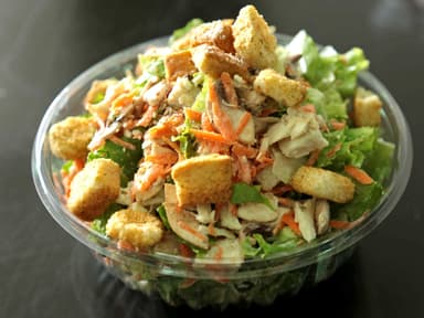 Ensalada Mediana con Boneless