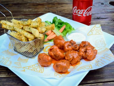 Combo Boneless + Papas + Coca Cola