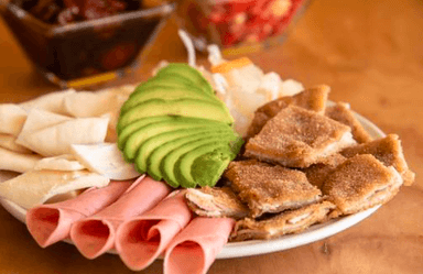 Plato Atómico