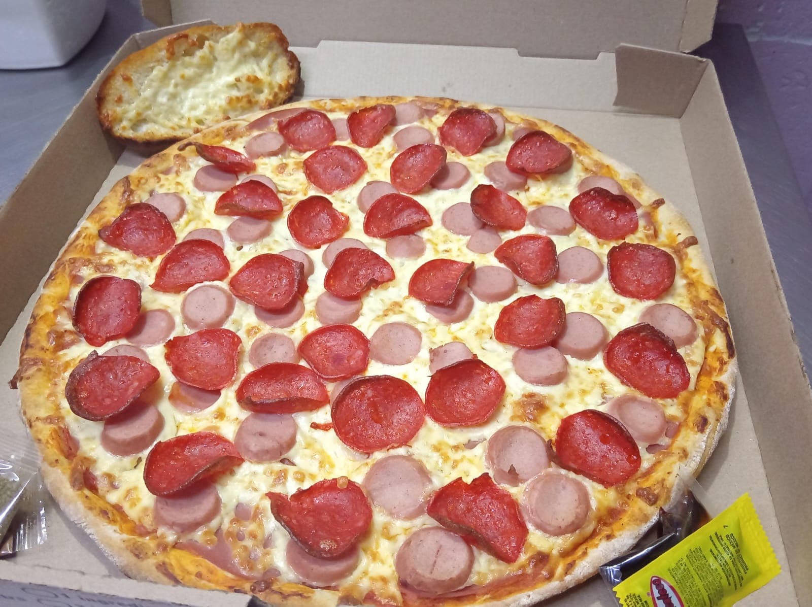 2 Pizzas Grandes con 2 Ingredientes