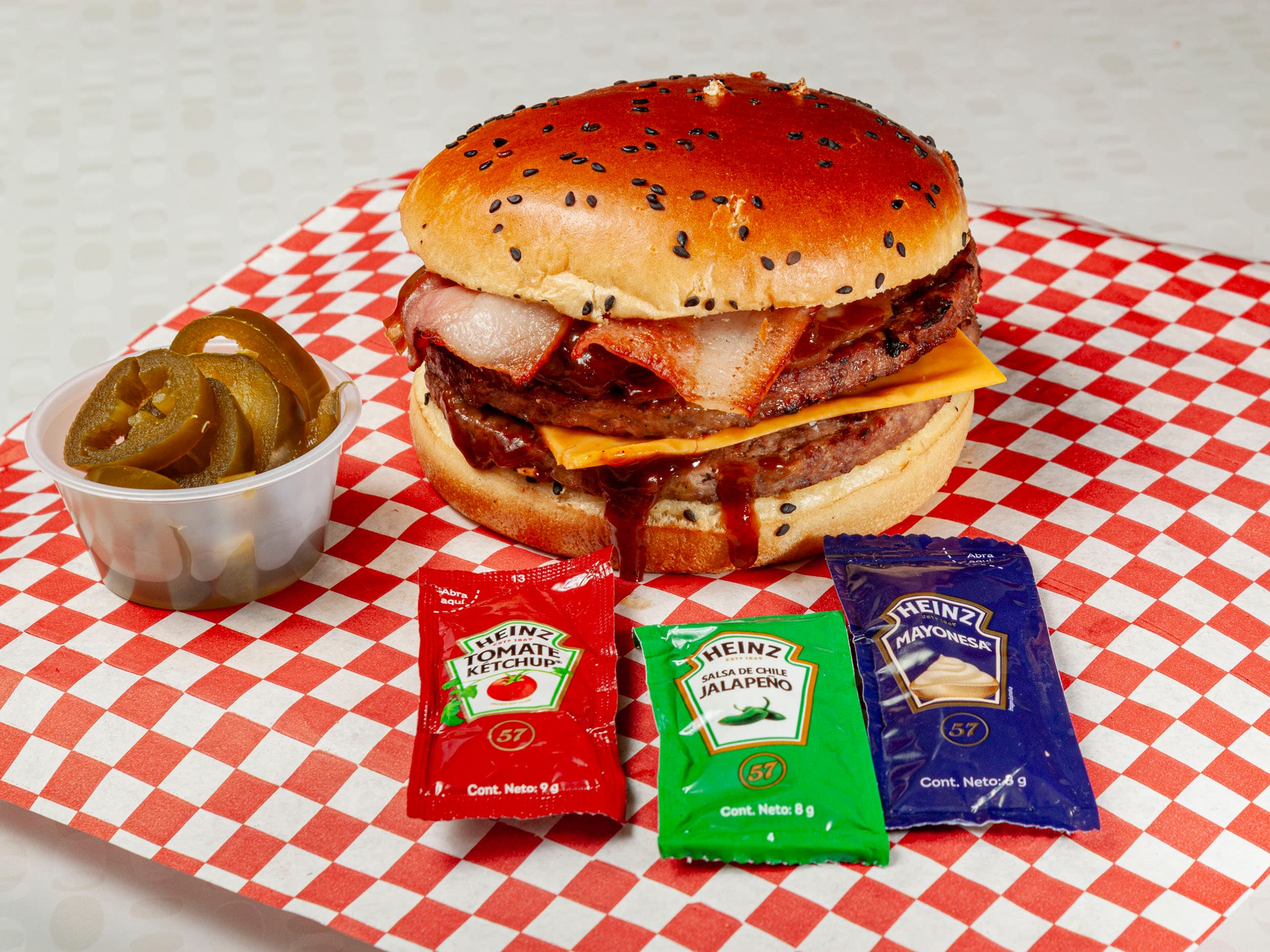 Combo Hamburguesa Bacón BBQ Sencilla