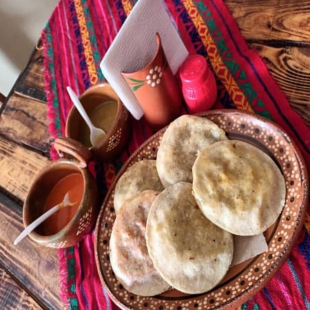 Gordita Chica