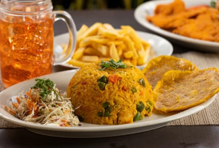 Arroz con Pollo