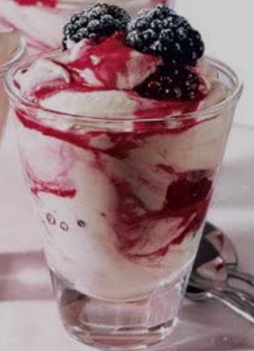 Zarzamoras con Crema