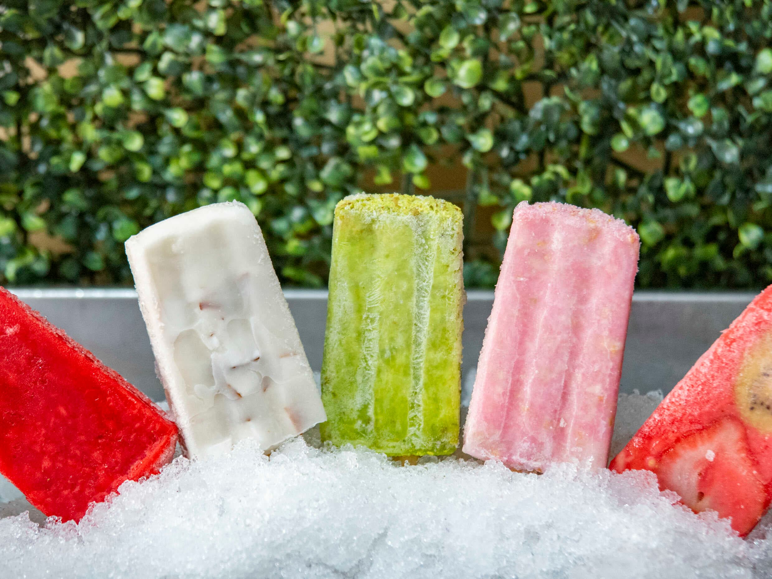 1 Chaska Grande + 2 Paletas de Agua