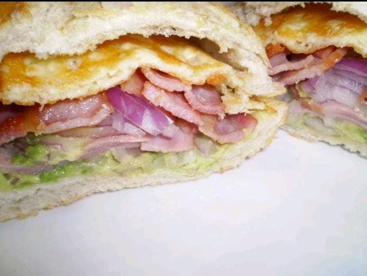 Torta hawaiana
