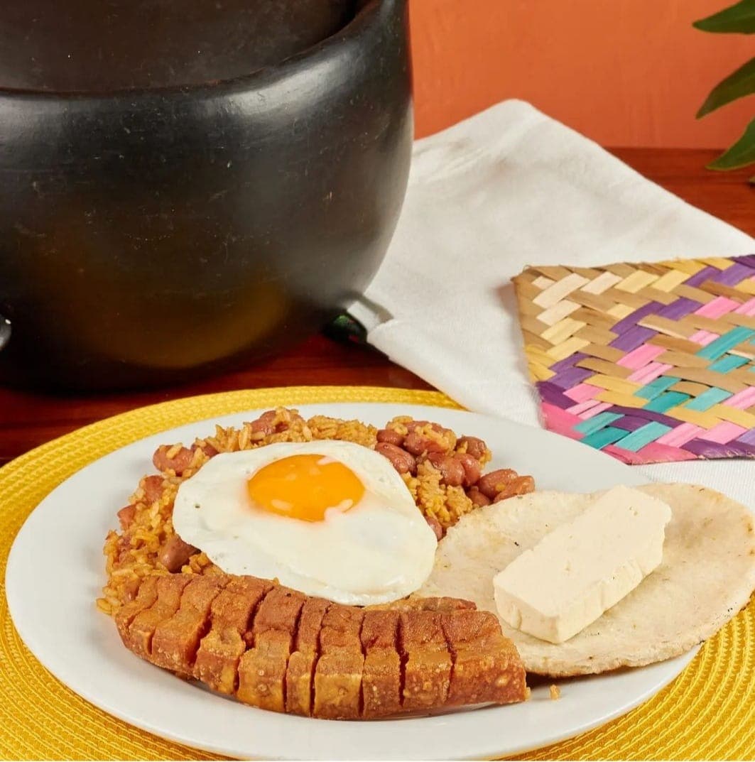 Calentado + Proteína + Bebida