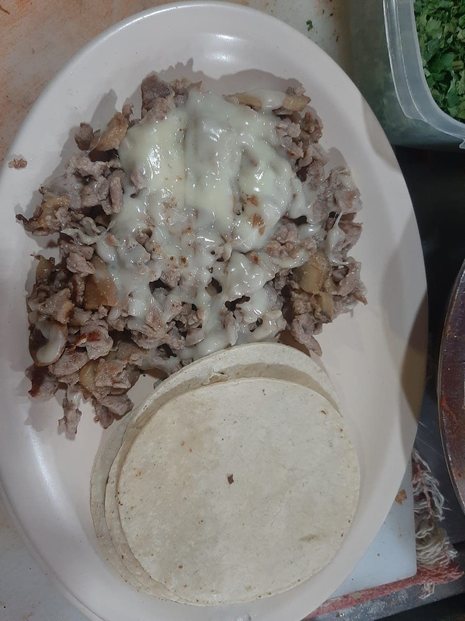 Bistek con Queso y Champiñones (1/2 Orden)