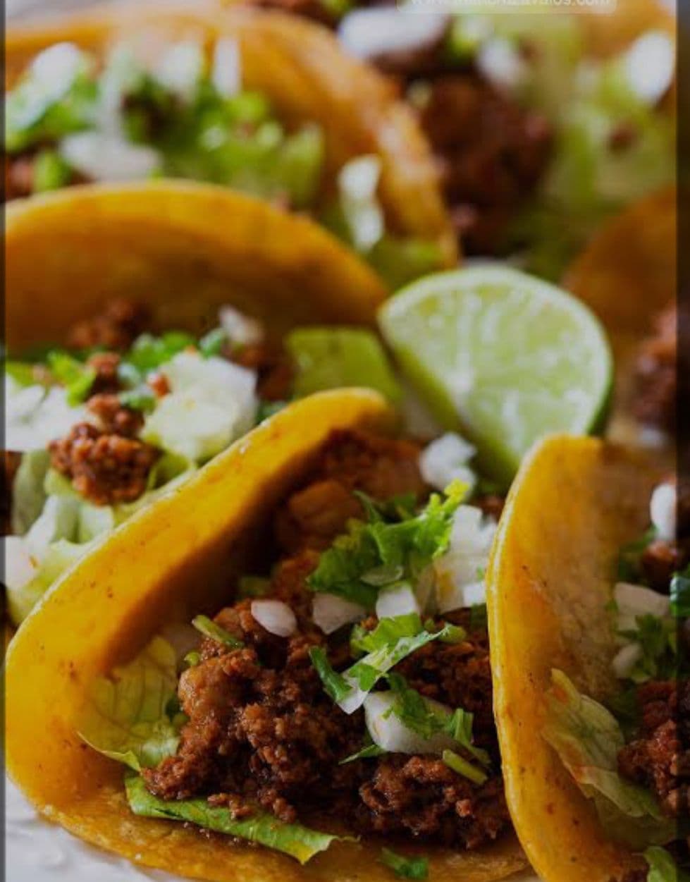 5 Tacos de Longaniza y 1 Refresco o Boing