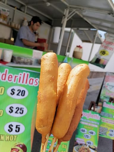 COMBO-Banderilla Jumbo + Refresco