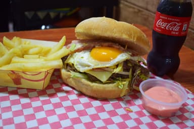 Hamburguesa Criolla
